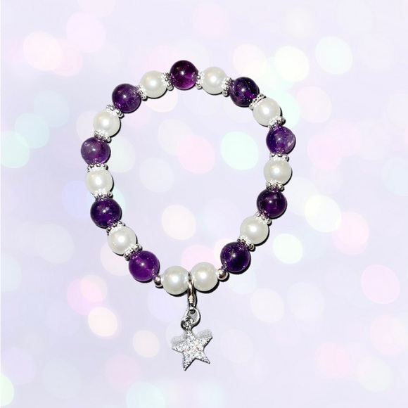 Ladyvetscrystals Jewelry - Amethyst and Pearl with Star Charm Bracelet